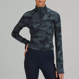 Lululemon Rulu Run Heritage in Speckle Camo Jacquard True Navy Iron in size 8